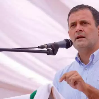 Rahul promises Rs 6K every month to the poor in Kerala