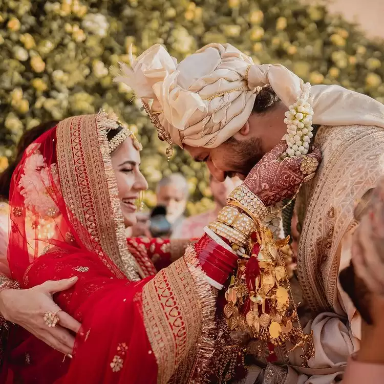 Katrina Kaif-Vicky Kaushal Wedding: Dreamy Rajasthan Wedding Pictures Of The Newly -Weds Is Going Viral!