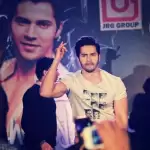 Varun Dhawan comes to the rescue of 200 Bollywood dancers