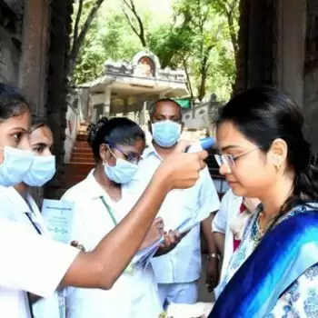 It is not possible at the moment to vaccination door to door: Govt