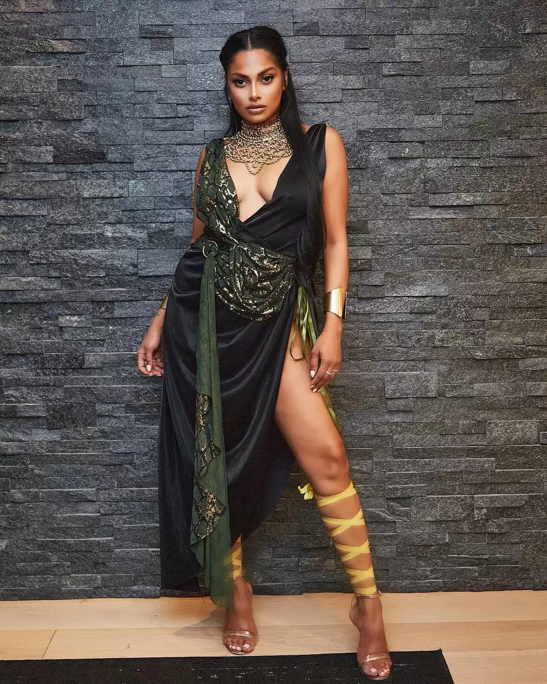 Kollywood Actress Chandrika Ravi Is Making Heads Turn With Her Glamorous Photoshoots.