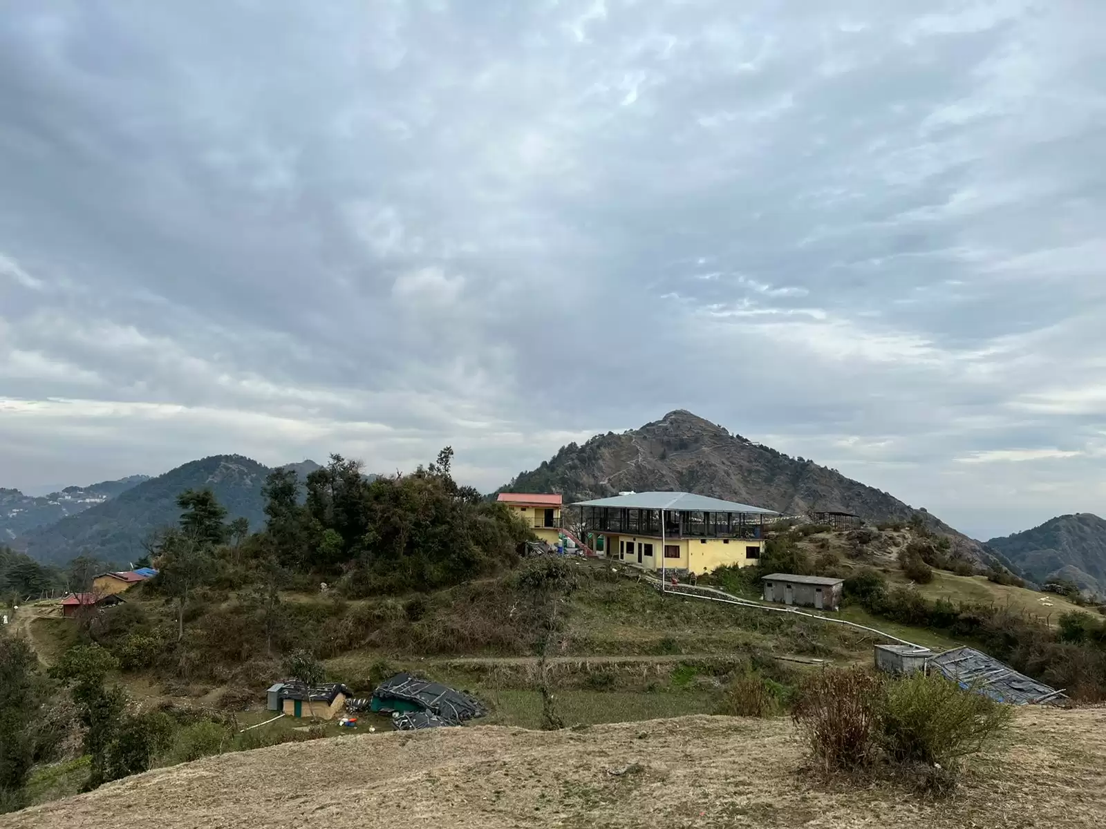 George Everest: A Spot To Explore Nature Into the Mountains
