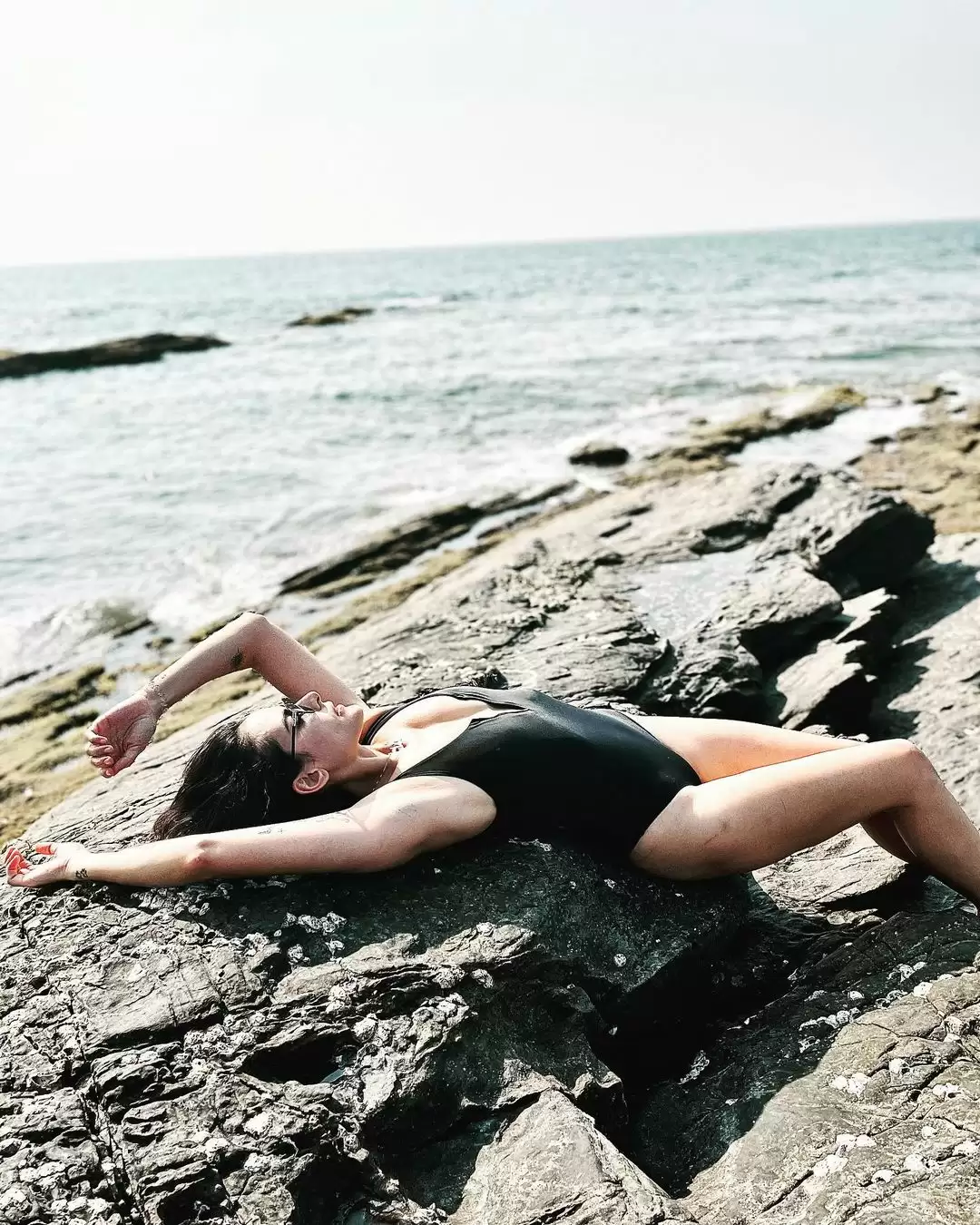 Mandana Karimi ups the glam quotient with new vacation pictures