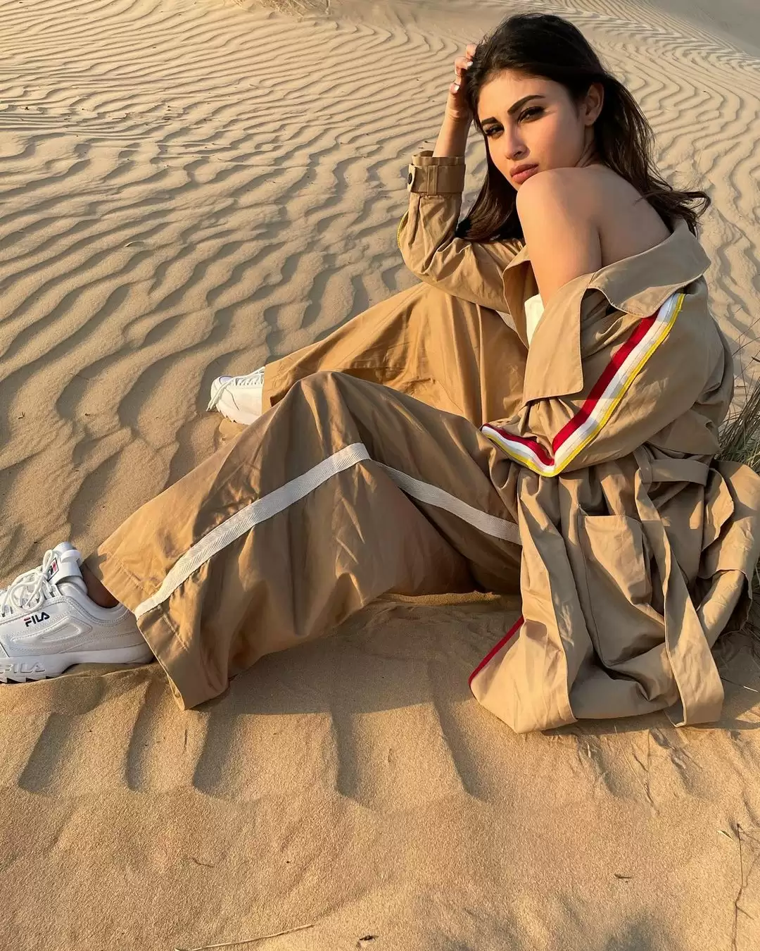 Stunning Pictures of Mouni Roy go viral on the internet.