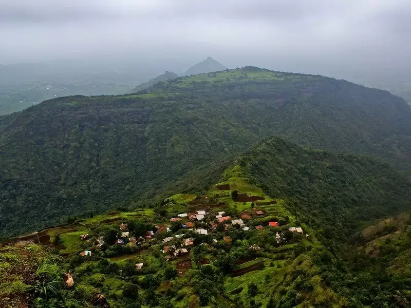 Breathtaking Attractions of The Beautiful Hill Station Matheran