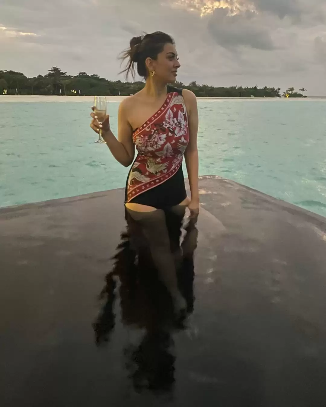 Hansika Motwani Vacations Pictures go viral on the internet.