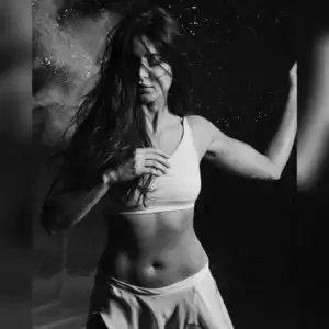 Katrina Kaif Looks Hot & Sexy In Latest Photoshoot