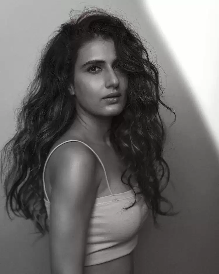 Fatima Sana Shaikh Hot Pictures