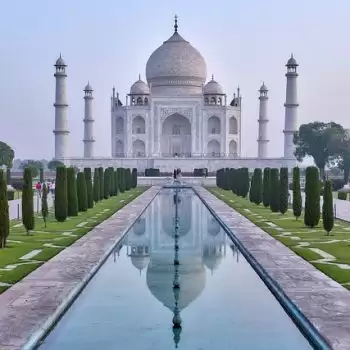 Virtual tour of Taj Mahal