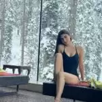 Mouni Roy Sets The Temperature Soaring As She Enjoys Her Romantic Getaway!!