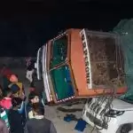 Five more labourers died in road accident, one has signs of corona