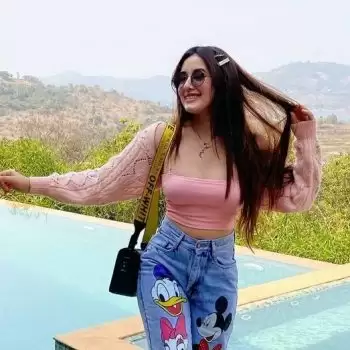 Nepali beauty Aditi Budhathoki’s captivating pictures are surely worth a thousand words!