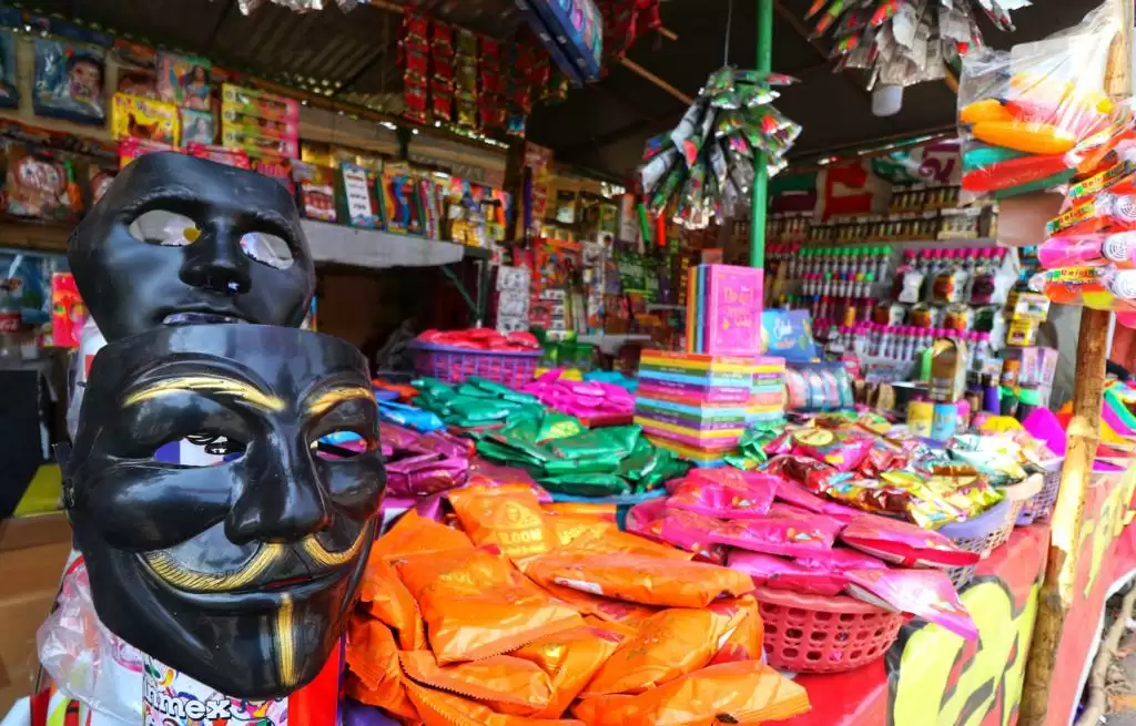 Holi Special 2022: Celebration Of Holi or Celebration of Victory, Demand of Modi Products are on Peak