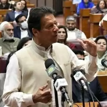 Pakistan’s PM wins vote of confidence