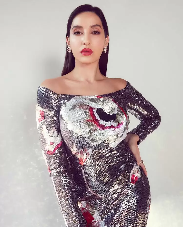 Nora Fatehi Flaunts Statuesque Figure, Look At Her Sexy Pictures