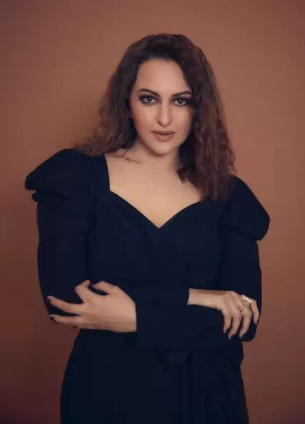 Sonakshi Sinha In Her Bold Mode, Check Out These Exclusive Posts
