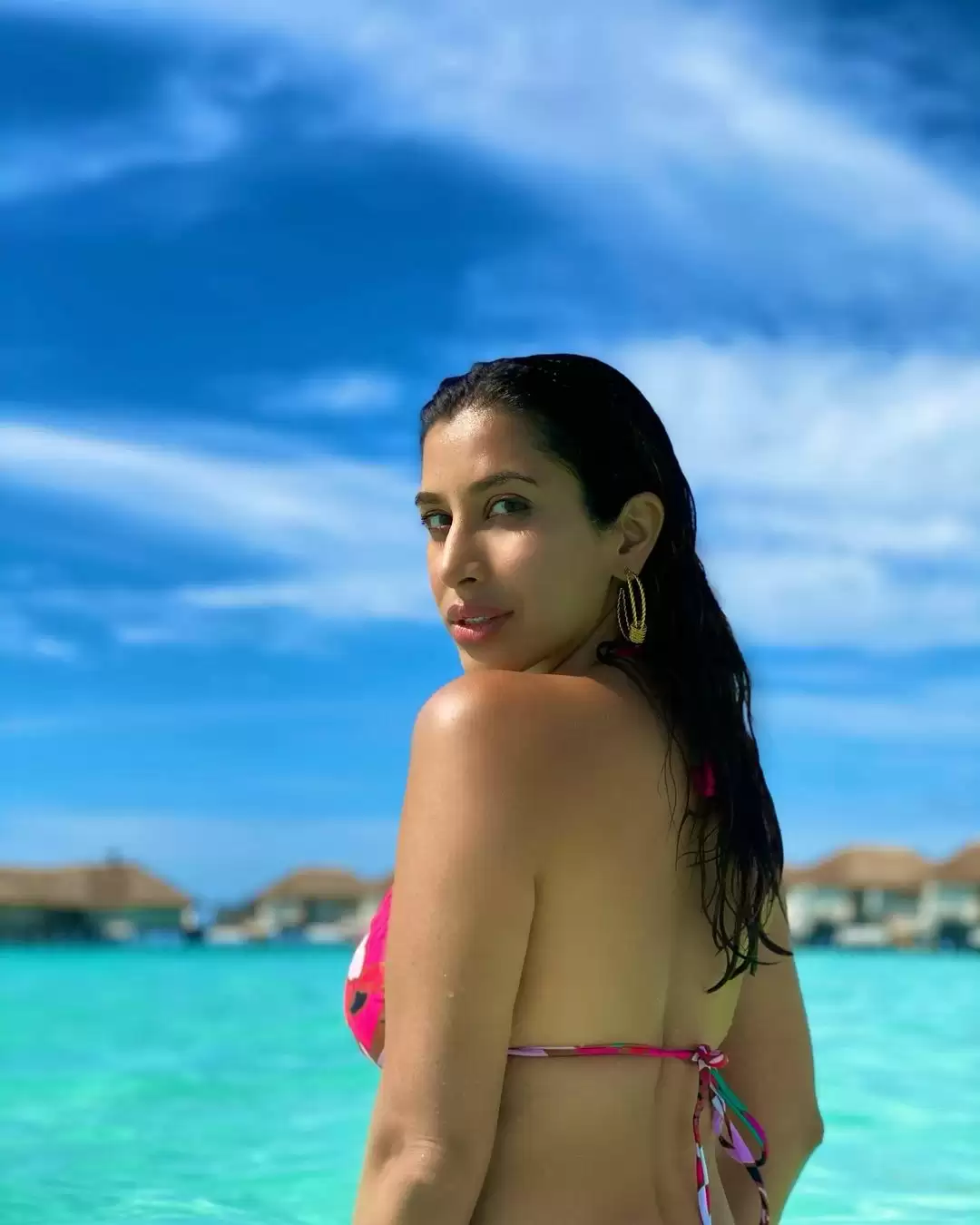 Stunning pictures of Singer-actress Sophie Choudry, Check it out!