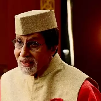 Amitabh Bachchan is all praises for The Crown