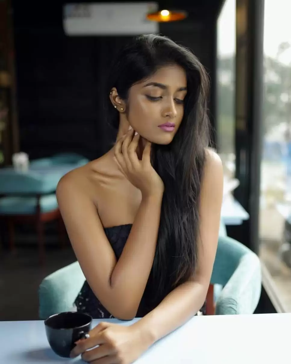Alluring pictures of Dimple Hayathi are sweeping the internet