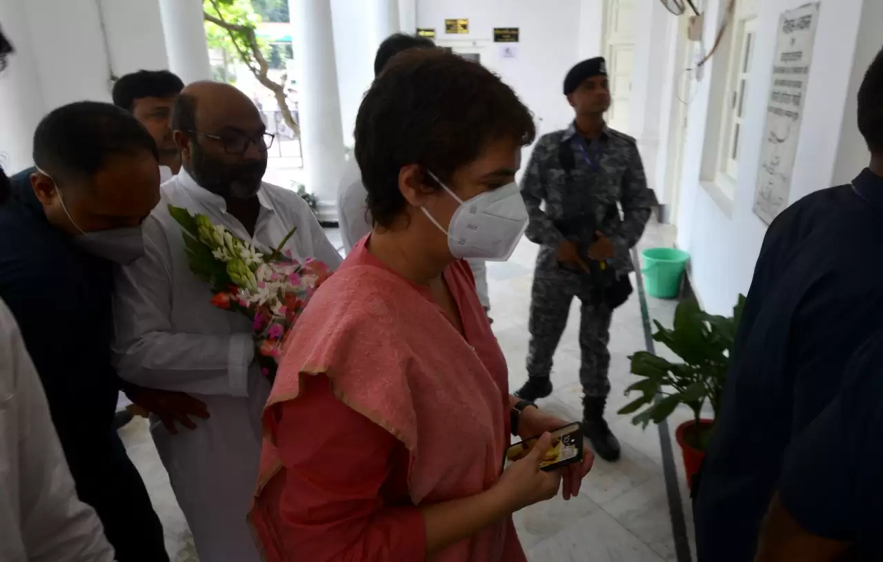 Priyanka Gandhi Arrives at UPCC Office as Part of her UP Tour
