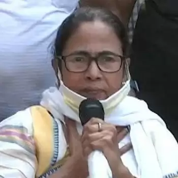 Election Commission gave another notice to Mamta