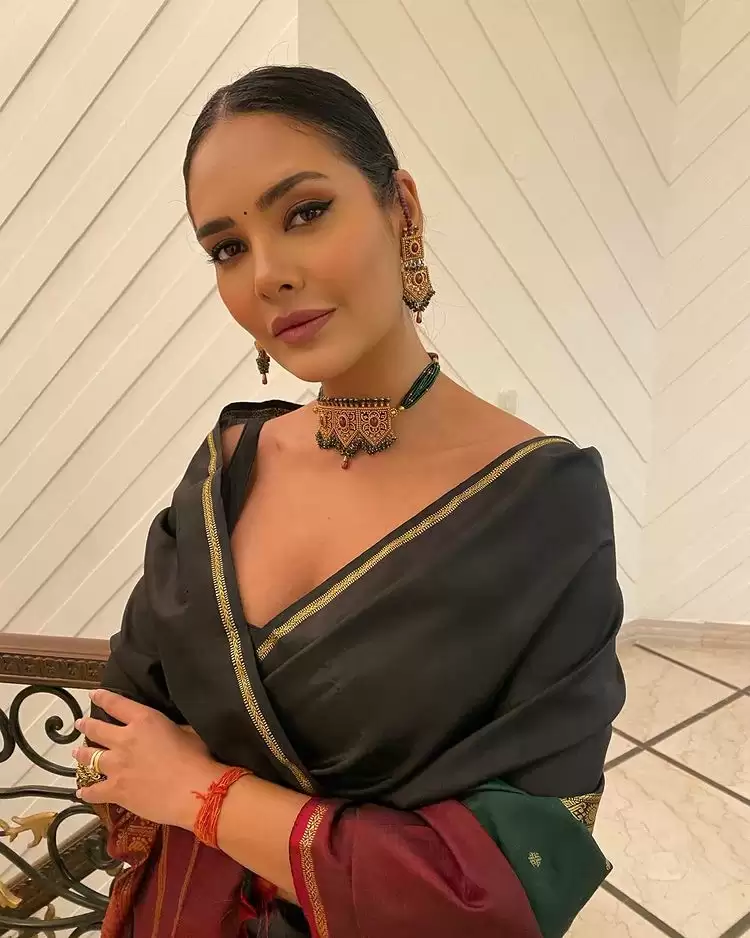 Esha Gupta Saree Looks
