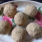 Try these protein ladoos at home! Recipe Inside.