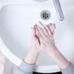 Tips to use hand sanitizers effectively