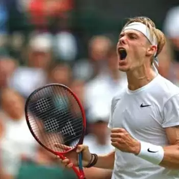 Wimbledon: Shapovalov Shapovalov showed no mercy agaisnt Andy Murray