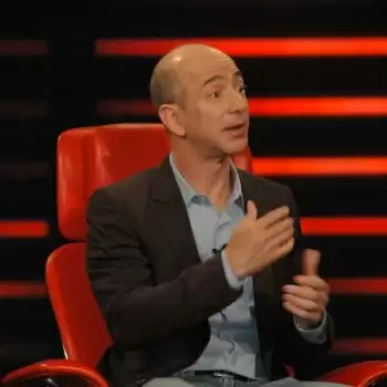 Jeff Bezos continues to be the world’s richest man