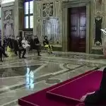 Pope praises healthcare workers in first public audience in months