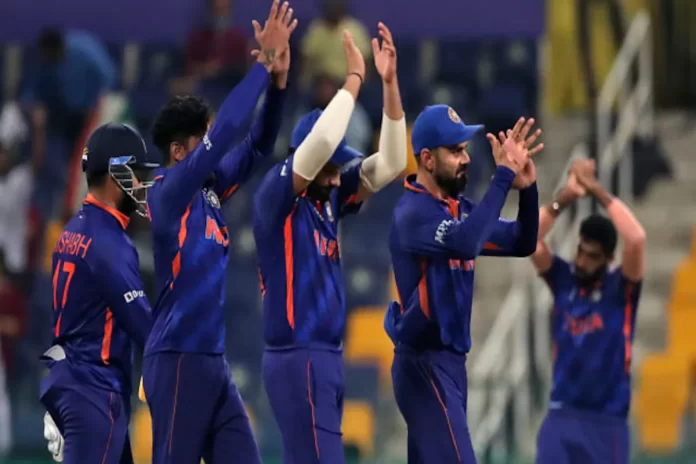 Kohli does Diwali Dhamaka at T20, India overwhelm Pakistan