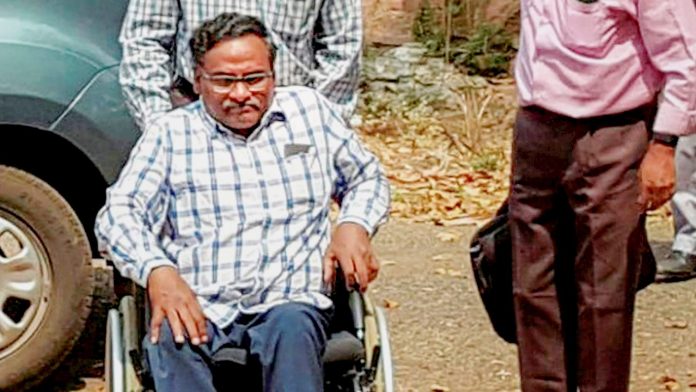 HC acquits DU professor Saibaba after 8 years of his arrest