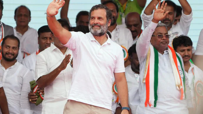 Congress presidential polls today, Rahul to vote at Bellary
