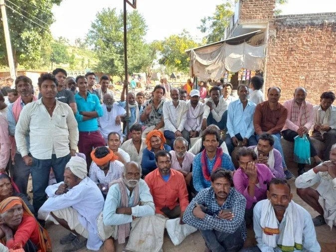 Farmer standing in queue for manure dies of cardiac arrest