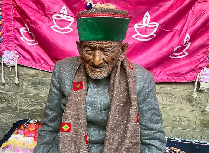 India’s first voter 106-yr-old Shyam Negi dies in HP