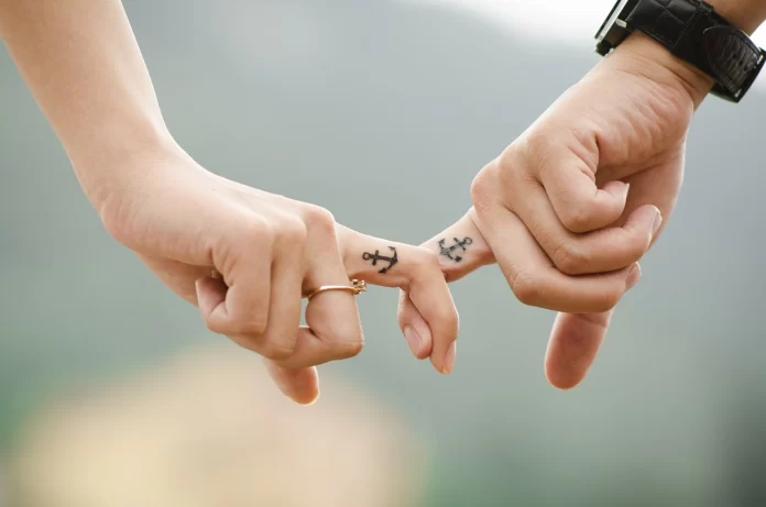 couple fingers