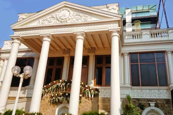 mannat front view