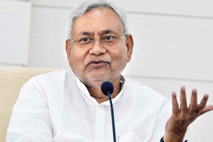 Nitish holds talks with Soren over opposition unity