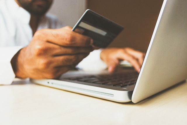 Best Credit Cards For Online Shopping In India