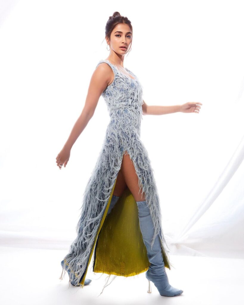 Pooja Hegde 
