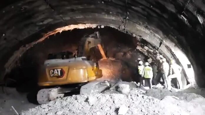 Uttarkashi tunnel collapse