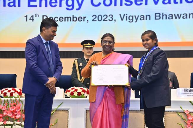 Smt Droupadi Murmu presents at 2023 National Energy Conservation Awards