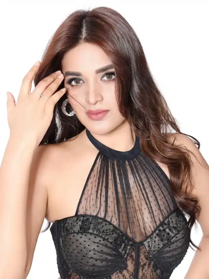 Niddhi Agerwal