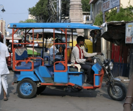 E-Rickshaw Drivers Hit by App Glitch