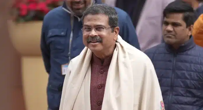 Dharmendra Pradhan resign